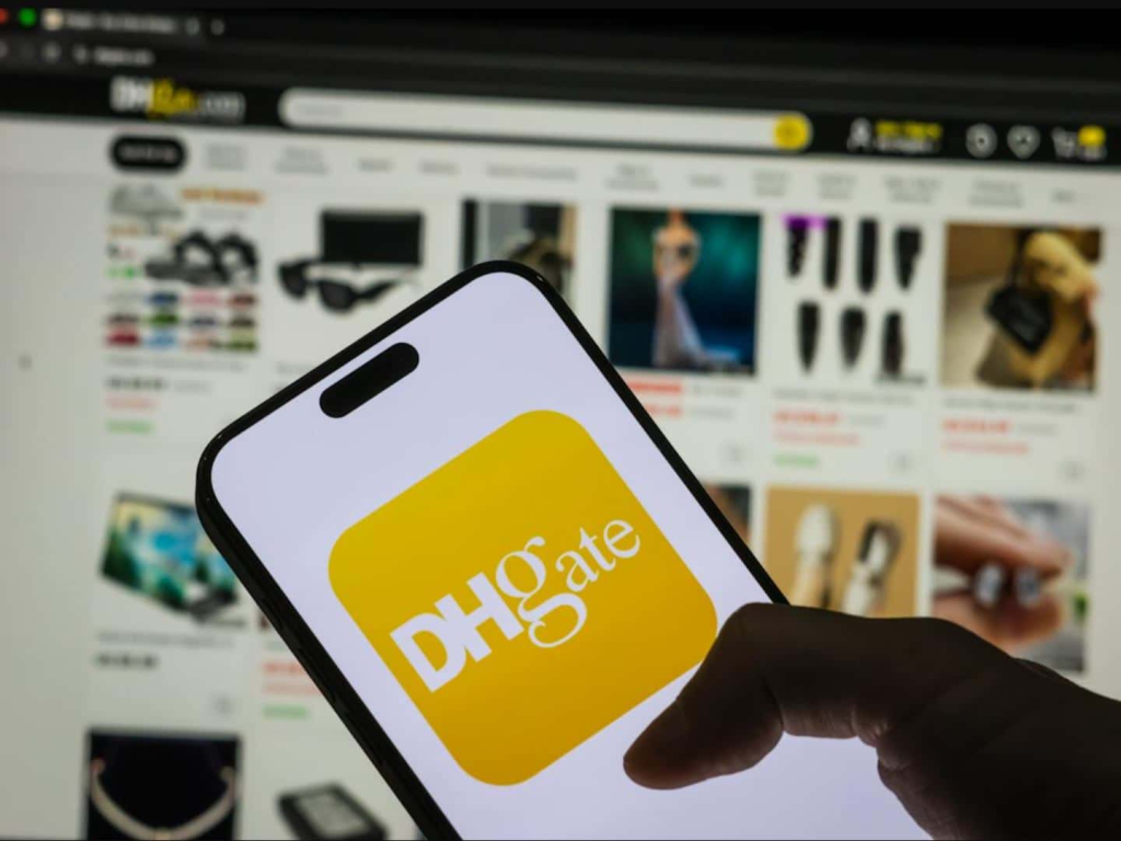 All – in – One Information Center for DHgate Users